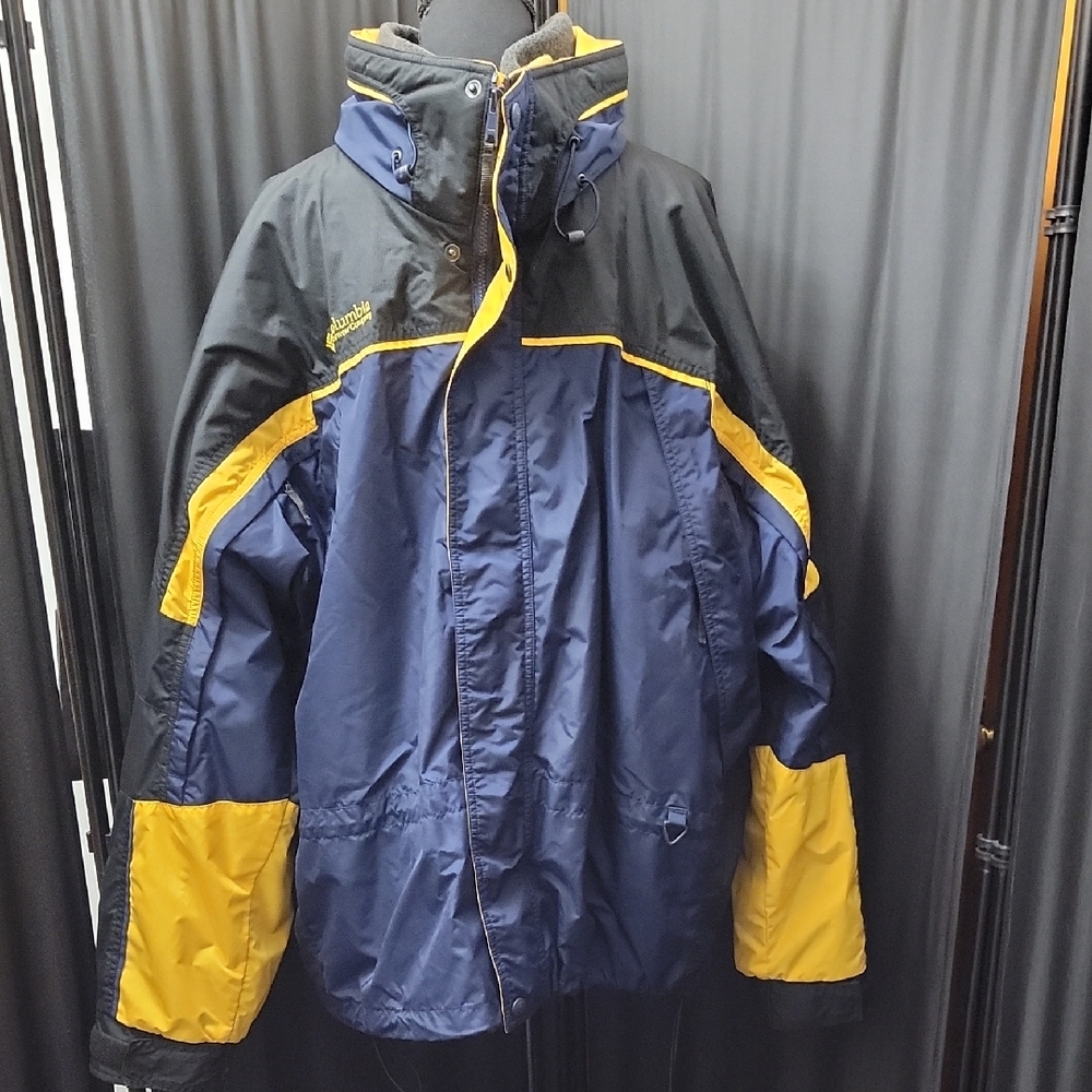 VTG Columbia Men's Black, Blue and Yellow Ski Fire Ridge Jacket XXL